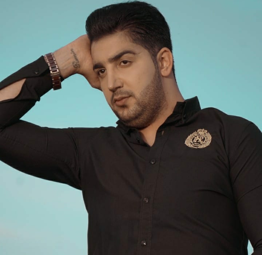 آرمین سبزواری دس دوران